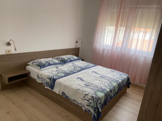 Mali Val Apartment
