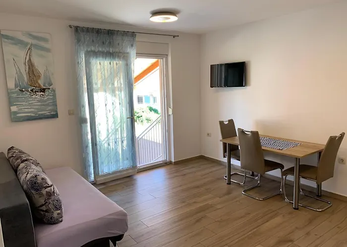 Apartments Mali Val